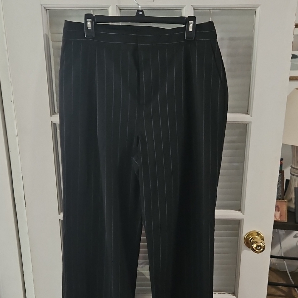 NWOT Project Runway Black Pinstripe Wide Leg Pants. Sz 12